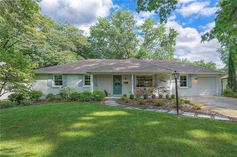 5616 W 98th Street, Overland Park, KS 66207