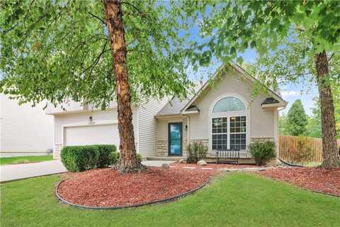 11512 E 207th Street, Peculiar, MO 64078