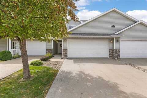 305 Windflower Ln, Solon, IA 52333