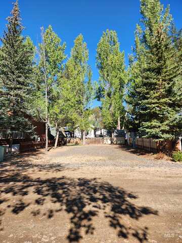 514 E13/14 Sawyer St., Cascade, ID 83611
