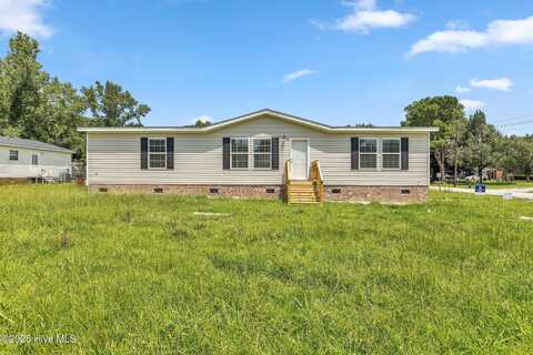 210 Woodson Street, Richlands, NC 28574