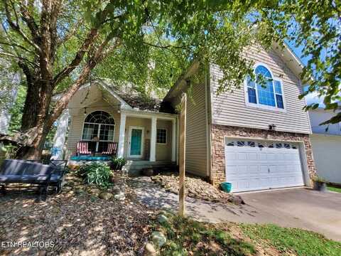 740 Station View Rd, Knoxville, TN 37919