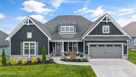 151 Poplar Ridge Place, Lenoir City, TN 37771