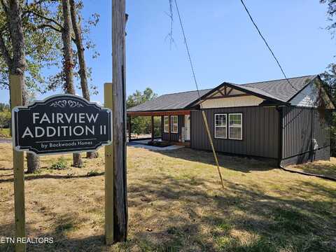 170 Granby LN, Harrogate, TN 37752