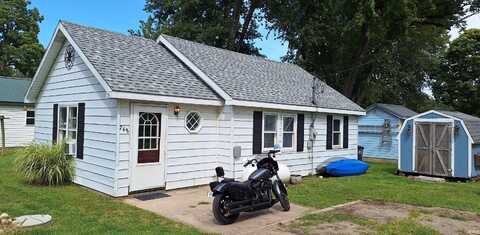 0748 Oakwood Drive, Cromwell, IN 46732