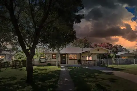 117 Rawson St, Kerrville, TX 78028