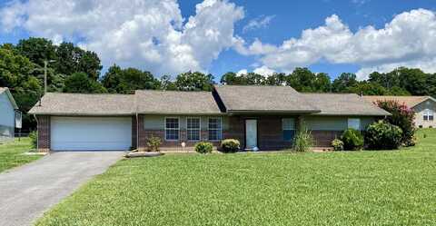 625 Ross Drive, Dandridge, TN 37725