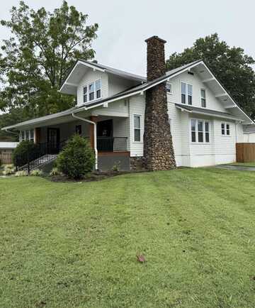 2702 Cumberland Avenue, Middlesboro, KY 40965