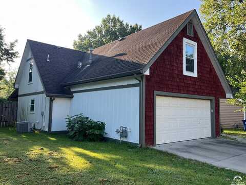 2416 Sequoia Court, Lawrence, KS 66047