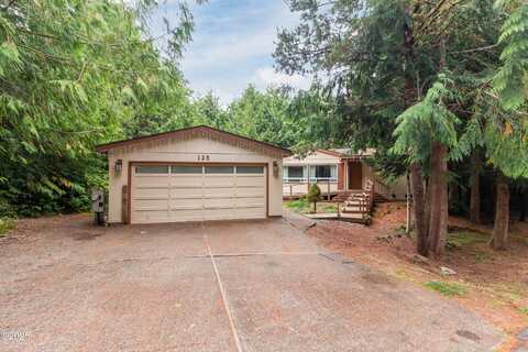 125 School House Loop, Lincoln City, OR 97367