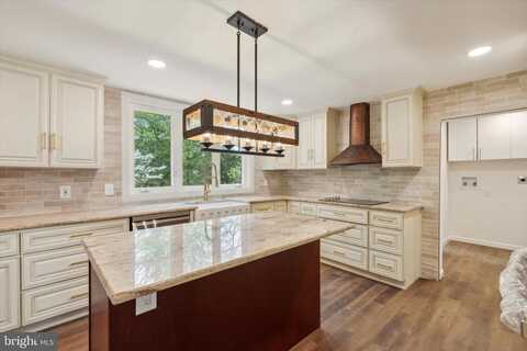 346 N WARREN AVE, MALVERN, PA 19355