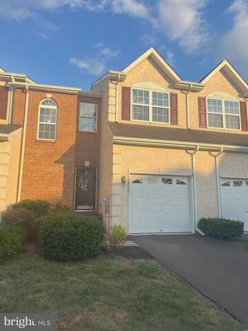 3928 SHAINLINE CT, COLLEGEVILLE, PA 19426