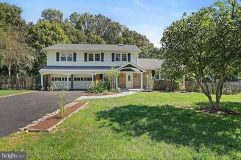 1807 HORSEBACK TRL, VIENNA, VA 22182
