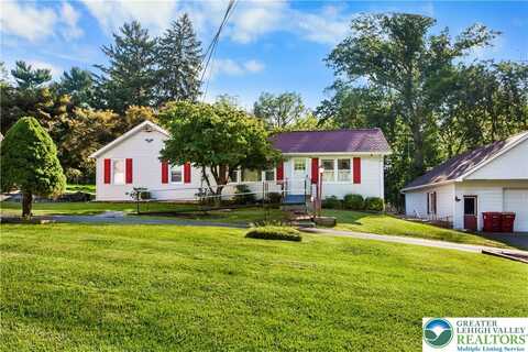 2058 Arndt Road, Fair Oaks, PA 18040