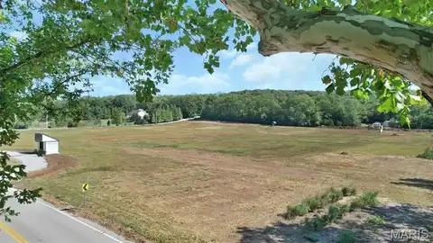 2461 Highway F, Defiance, MO 63341