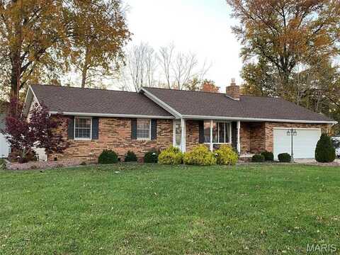 7 Oak Park Drive W, Centralia, IL 62801