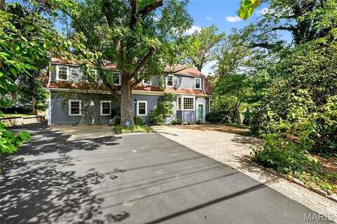 8955 Ladue Road, Saint Louis, MO 63124