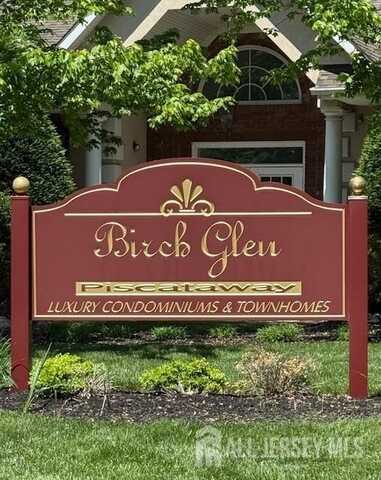 60 Forest Drive, Piscataway, NJ 08854