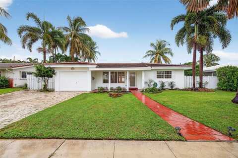 2201 NE 52nd St, Fort Lauderdale, FL 33308