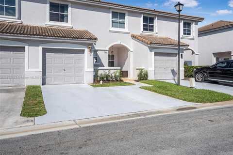 136 SW 169th Ave, Pembroke Pines, FL 33027
