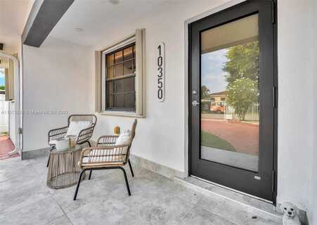 10350 SW 30th St, Miami, FL 33165