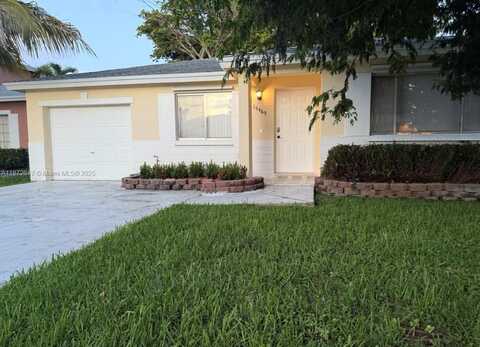 14465 SW 139th Ave Cir E, Miami, FL 33186