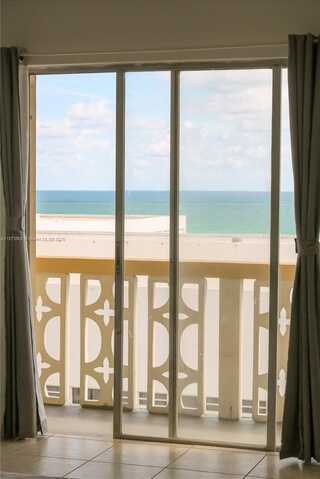 3100 Collins Ave, Miami Beach, FL 33140