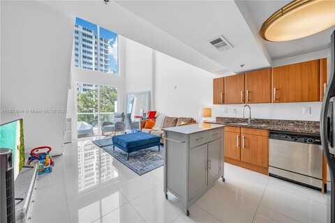 6362 Collins Ave, Miami Beach, FL 33141