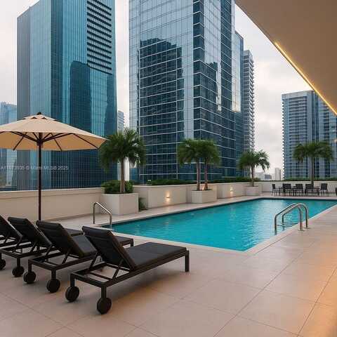 1200 Brickell Bay Dr, Miami, FL 33131