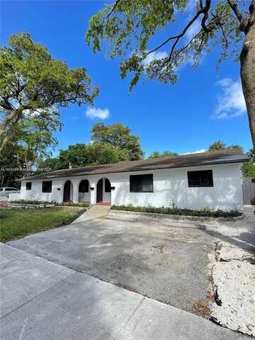 2300 SW 18th Ter, Fort Lauderdale, FL 33315