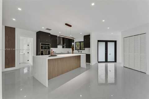 3444 Buchanan St, Hollywood, FL 33021