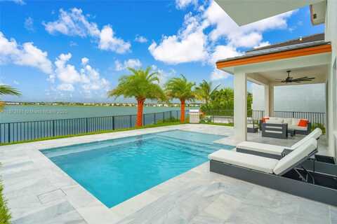 15540 NW 88th Ave, Miami Lakes, FL 33018