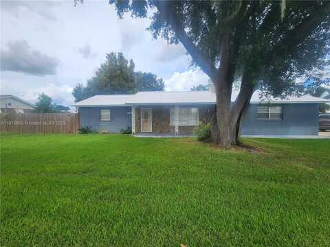 3012 Parkwood Rd., Sebring, FL 33872