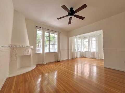 610 8th St, Miami Beach, FL 33139