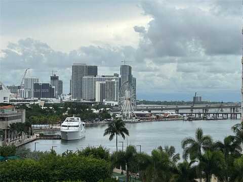 540 BRICKELL KEY DR, Miami, FL 33131