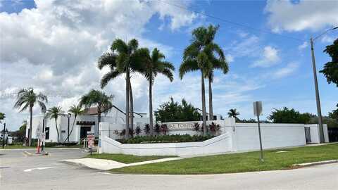 208 Lake Pointe Dr, Oakland Park, FL 33309
