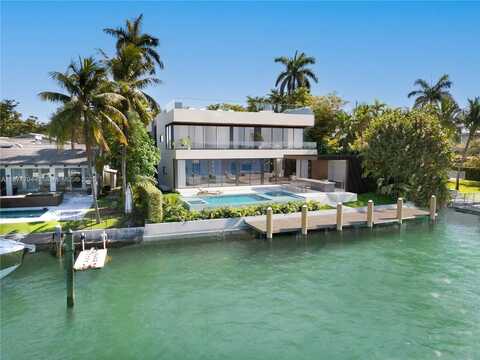 9720 W Broadview Dr, Bay Harbor Islands, FL 33154