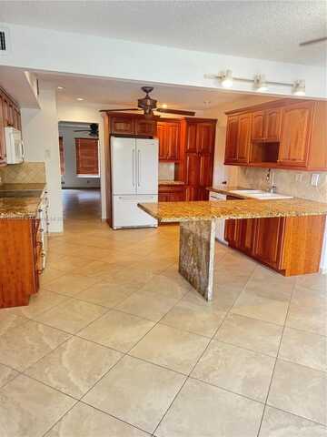 3111 Coral Springs Dr, Coral Springs, FL 33065