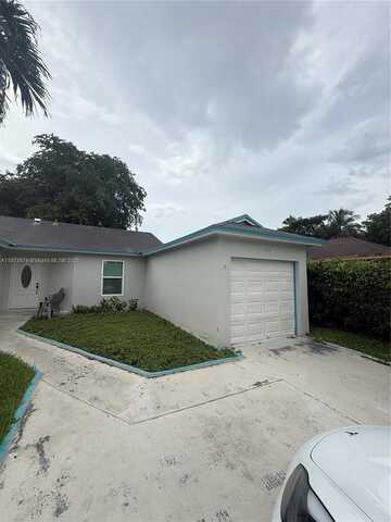 769 SW 8th Ter, Florida City, FL 33034