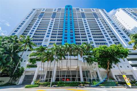 1800 Sunset Harbour Dr, Miami Beach, FL 33139