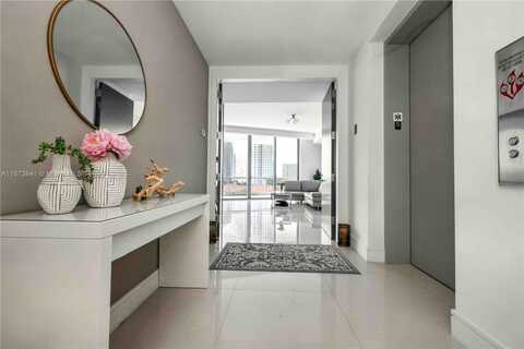 3250 NE 188th St, Aventura, FL 33180