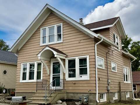 6639 32nd Ave, Kenosha, WI 53142