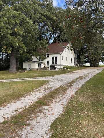 14801 60th St, Bristol, WI 53104