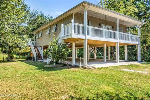 105 Stennis Street, Pass Christian, MS 39571