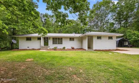 3850 MS-35, Carthage, MS 39051