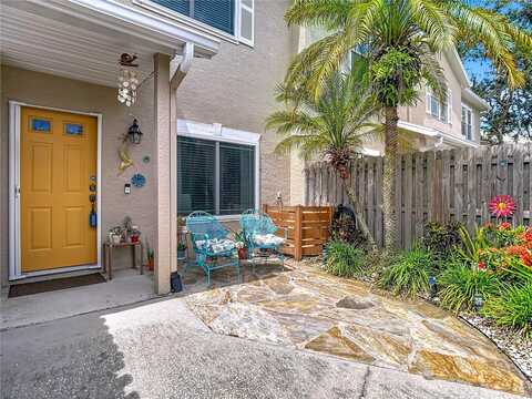 18510 PEBBLE LAKE COURT, TAMPA, FL 33647