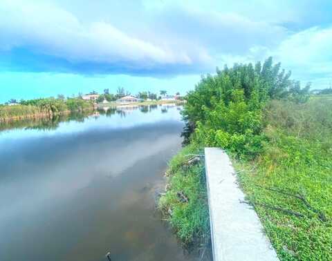 809 NW 29TH AVE, CAPE CORAL, FL 33993