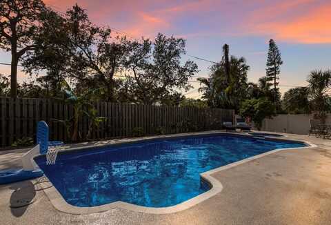 7711 25TH AVENUE W, BRADENTON, FL 34209