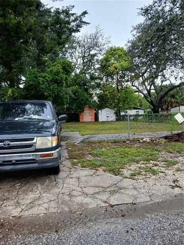 8606 N ALASKA STREET, TAMPA, FL 33604