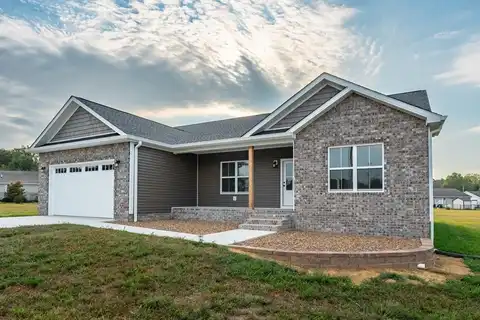 1267 Royal Ct, Madisonville, KY 42431
